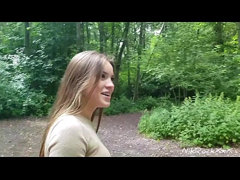 ❤️ Ek het vir Evelina voorgestel dat ons in 'n publieke plek naai! Sy het ja gesê. Toe genaai ek haar in die gat en kom in haar mond. Toe vis sy haarself. ❤❌ Seksvideo by ons ❌️❤